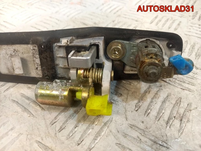 Ручка передняя левая Mitsubishi Lancer 9 MR646802