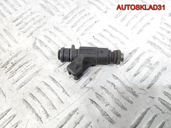Форсунка топливная Mercedes Benz W210 A1120780049