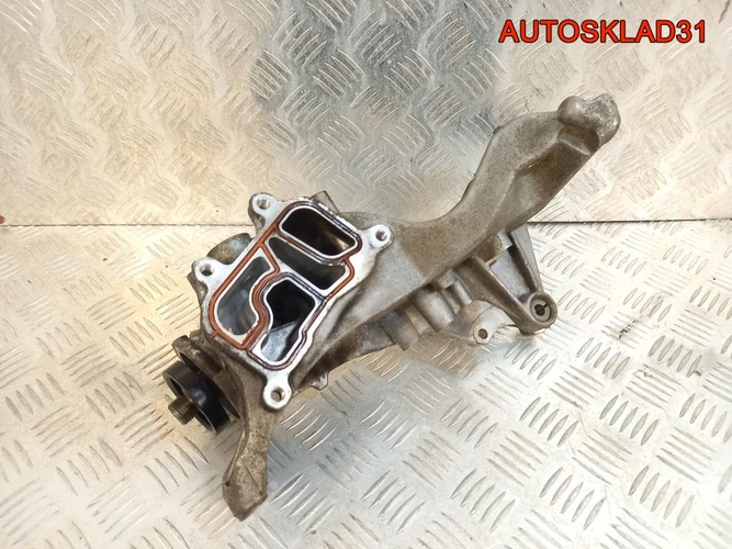 Кронштейн генератора Audi Q5 8R 06H903143E