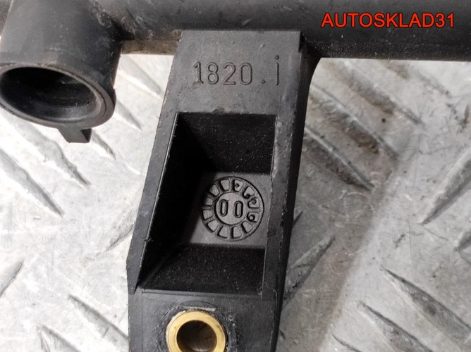 Рейка топливная Peugeot 206 1,4 KFU 9625194080