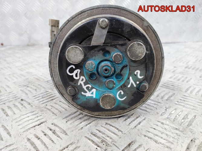 Компрессор кондиционера Opel Corsa C 24461719