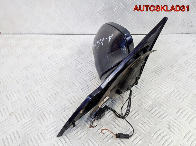 Зеркало правое Mercedes Benz C208 CLK A2088101876