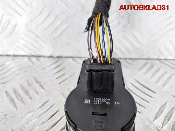 Переключатель света фар Opel Corsa D 13310330