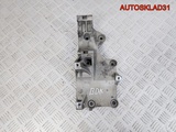 Кронштейн генератора VW Golf 5 2.0 BDK 03G903143A (Изображение 1)