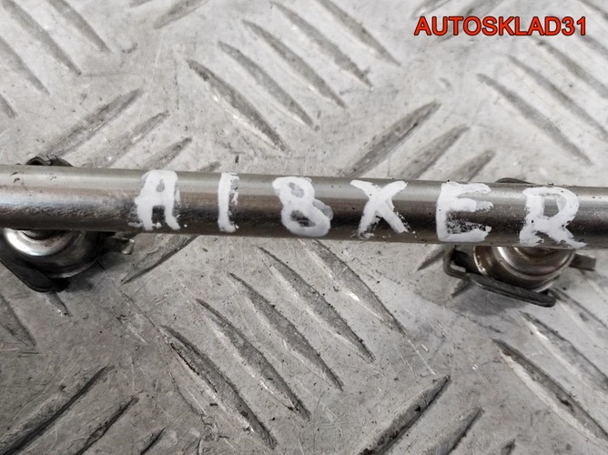 Рейка топливная Opel Insignia 1,8 A18XER 55571536
