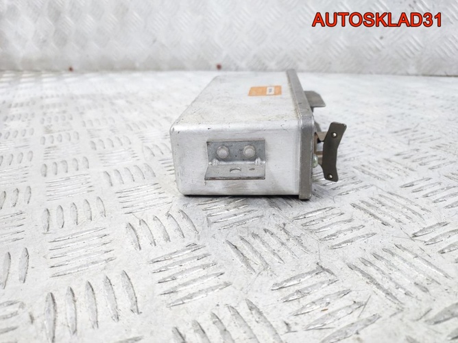 Блок управления ABS Audi 100 C4 443907379C