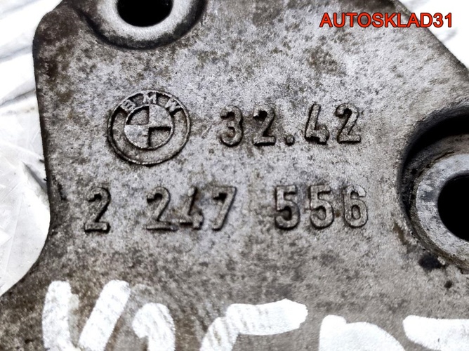 Кронштейн гидроусилителя BMW E39 32422247556
