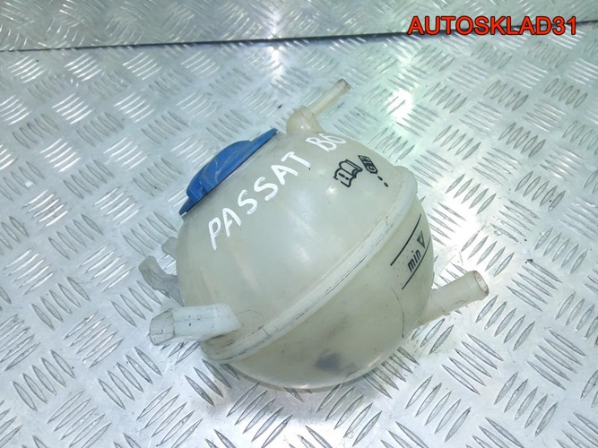 Бачок расширительный VW Passat B6 1K0121407A
