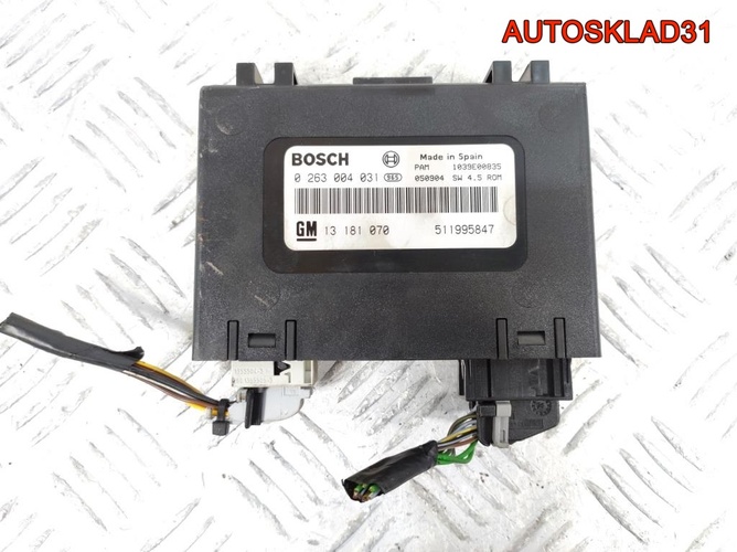 Блок парктроников Opel Astra H 13181070