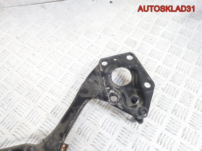 Балка передняя поперечная Audi A4 B5 8D0805851