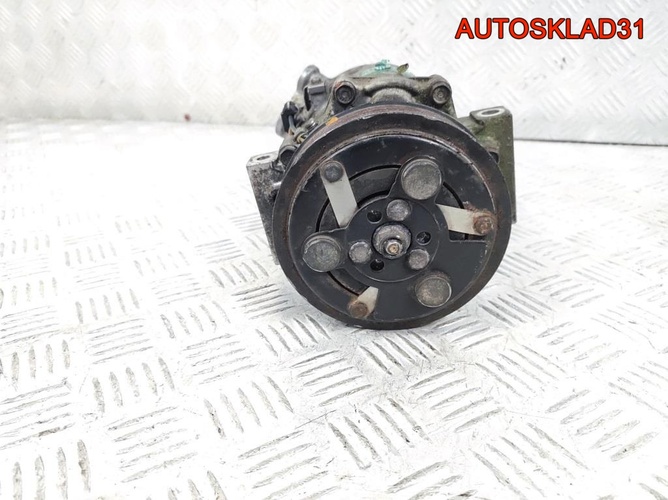 Компрессор кондиционера Opel Vectra C 13171593