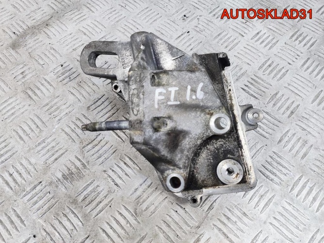 Кронштейн двигателя Ford Focus 1 98MM6F001A1A