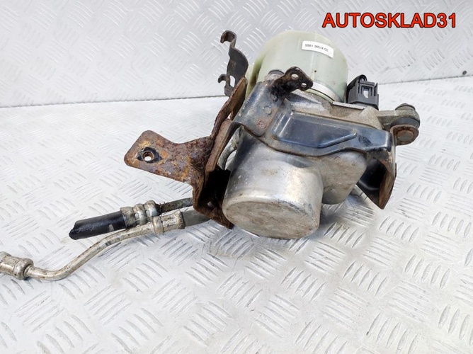 Насос эгур Ford Fusion 5S613K514CC