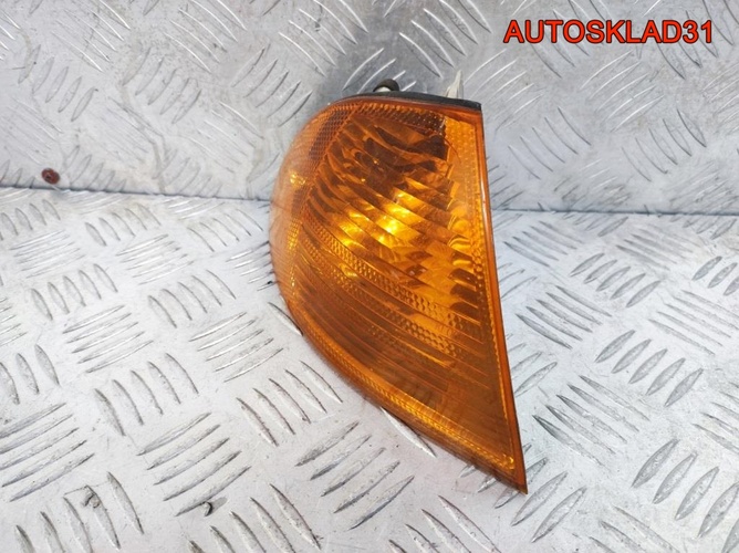 Указатель поворота правый BMW E46 63136902766