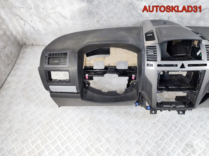 Торпедо Голое Opel Zafira B 13206043