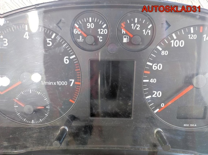 Панель приборов Audi A4 B5 8D0919033 Бензин