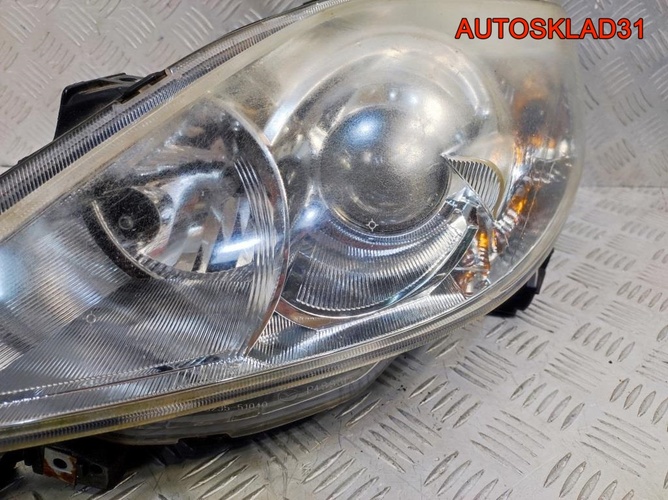 Фара левая Mazda 5 CR C23551040
