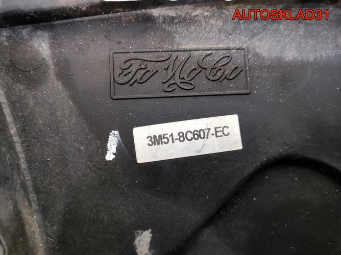 Вентилятор радиатора Ford Focus 2 3M518C607EC