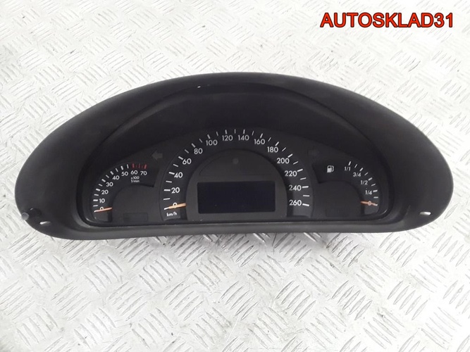 Панель приборов Mercedes Benz W203 2035407611