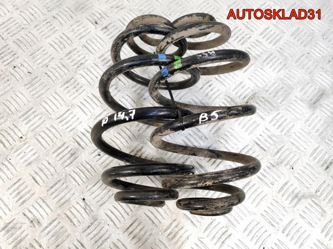 Пружина задняя VW Passat B5 Combi 3B0511115T