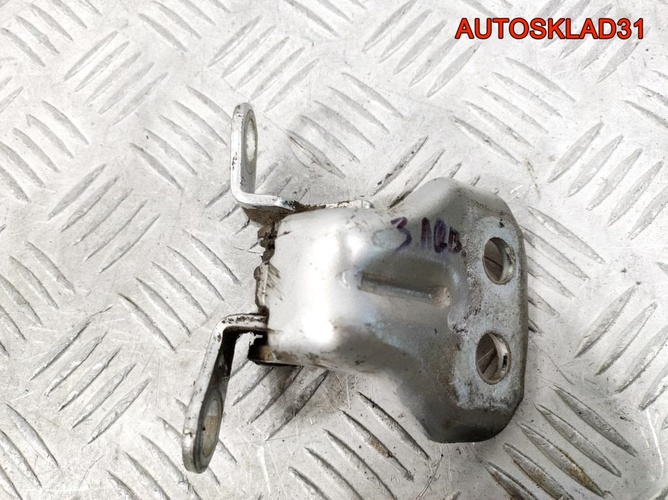 Петля двери задняя левая нижняя Ford Fusion