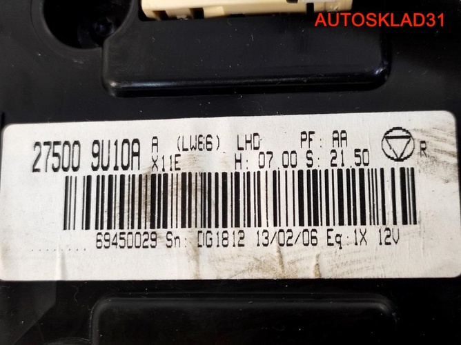 Блок климат контроля Nissan Note E11 275009U10A