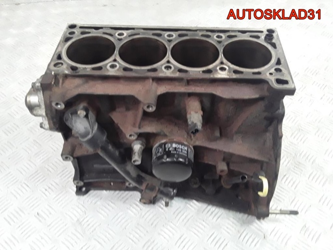 Блок двигателя Renault Laguna 2 2,0 F4R 7701478512