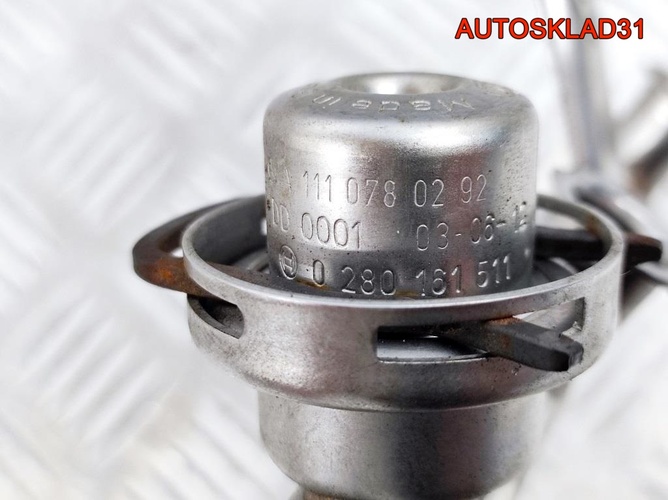 Рейка топливная Mercedes Benz W203 A2710702595