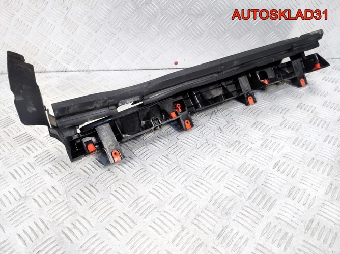 Панель передняя центральная Opel Astra J 13264477