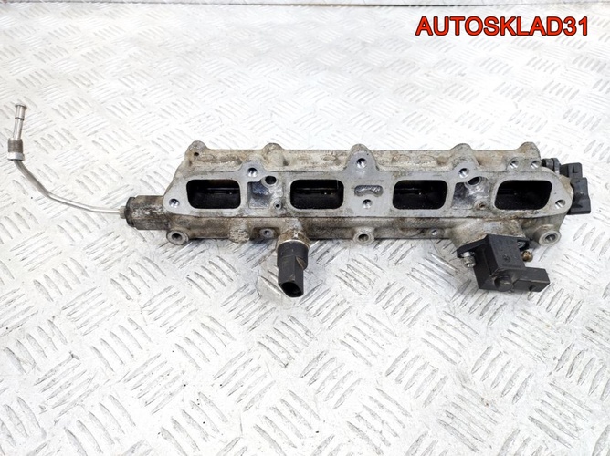 Коллектор впускной VW Golf 4 1.6 BAD 036133204 