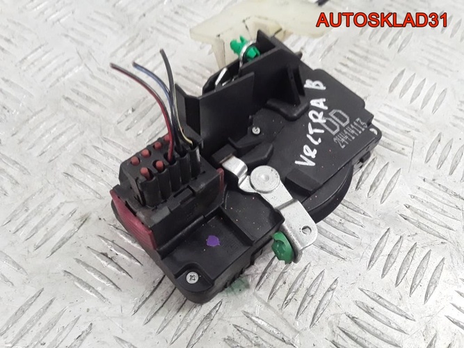 Замок двери передней правой Opel Vectra B 24414113