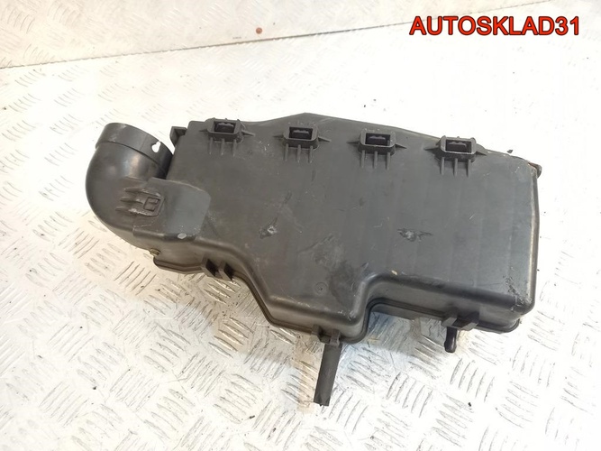 Корпус воздушного фильтра Peugeot 307 1.6 9HZ HDI