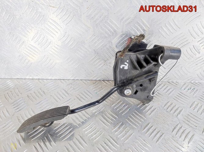 Педаль газа Opel Astra H 9158010