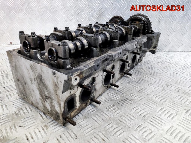 Головка блока Mercedes W203 2.2 CDI A6110105020