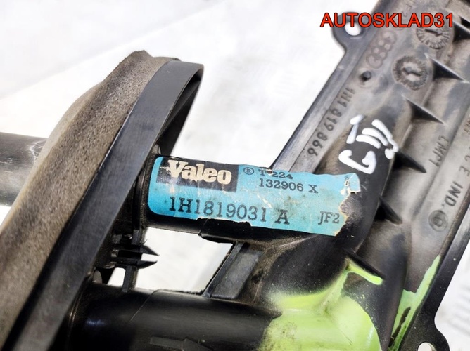 Радиатор отопителя Volkswagen Golf 3 1H1819031A