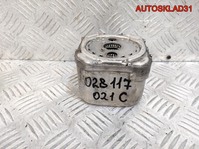 Радиатор масляный Audi A6 C5 1.9 AFN 028117021C