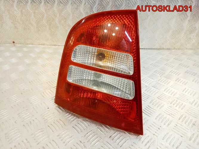 Фонарь задний левый Skoda Octavia 1U6945095 Седан