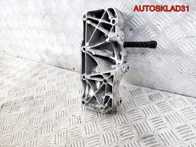 Кронштейн генератора BMW F30 В47D20A 11167619250