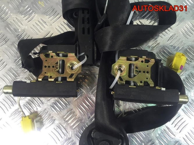 Ремни безопасности Volkswagen Touran 1T1857705A
