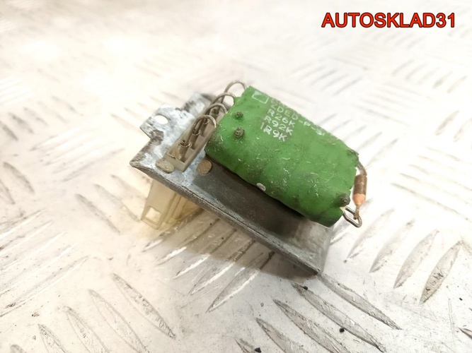 Резистор отопителя Volkswagen Passat B4 701959263A