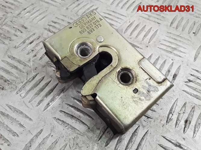 Замок двери передней правой Audi 80 B3 893837016A