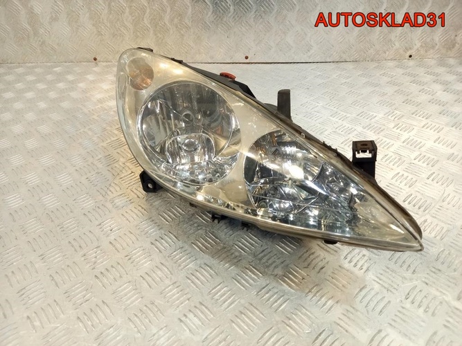 Фара правая Peugeot 307 9641615280