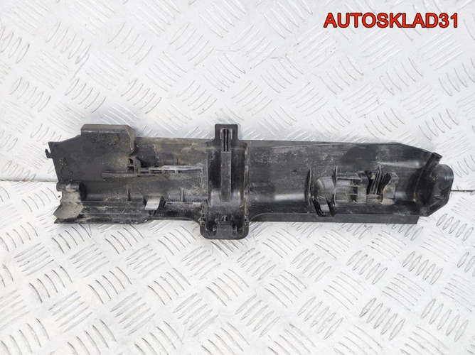 Кронштейн радиатора левый BMW E90 17107524912