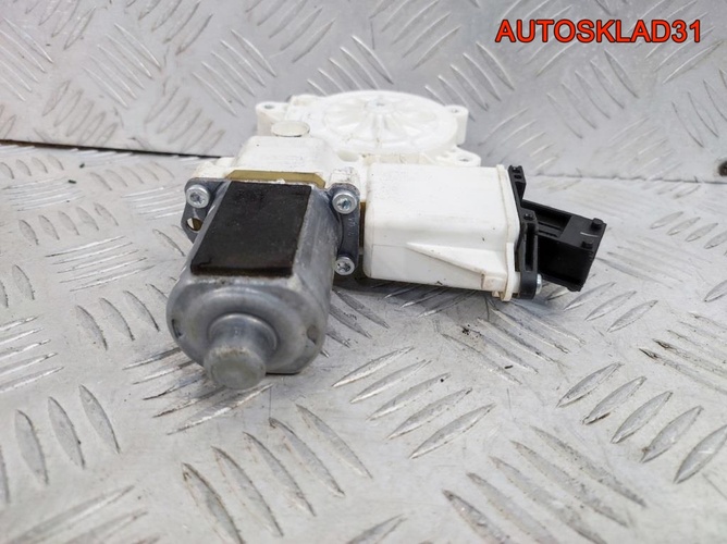 Моторчик стеклоподъёмника Opel Astra H 13193245