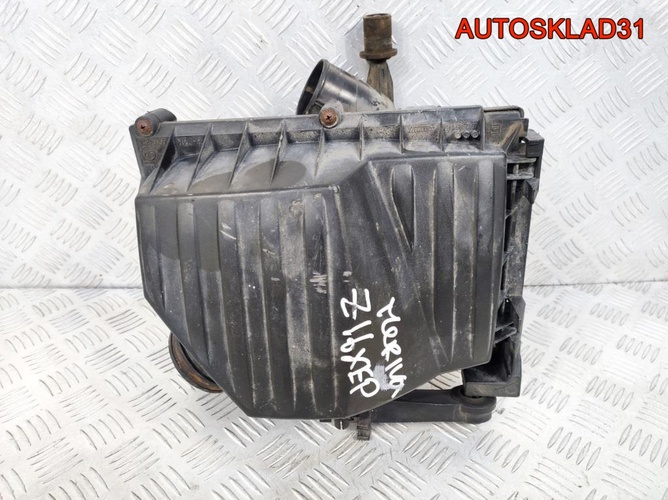 Корпус воздушного фильтра Opel Meriva A 55354340