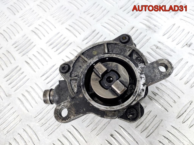 Насос вакуумный Renault Espace 3 8200102535