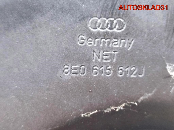 Кулак поворотный задний правый Audi A4 B6 2 WD