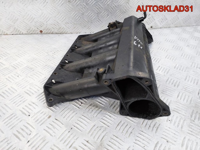 Коллектор впускной Mercedes Vito W638 A6110903237