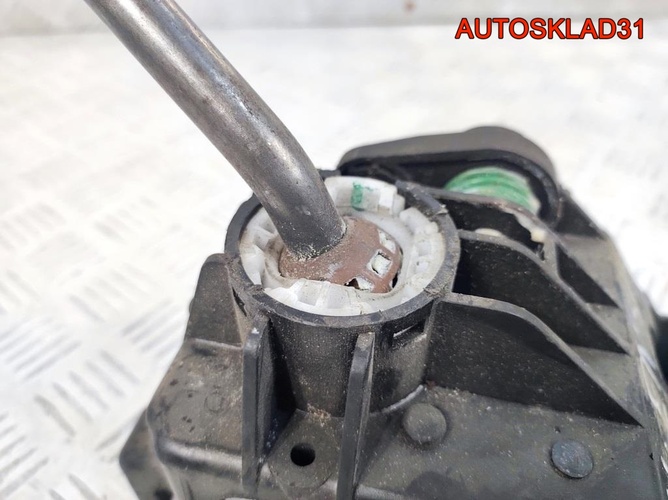 Кулиса МКПП Toyota Avensis 2 3353005081