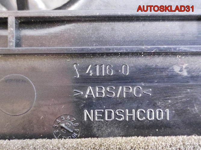 Дефлектор воздушный Mitsubishi Carisma DA 8030A117